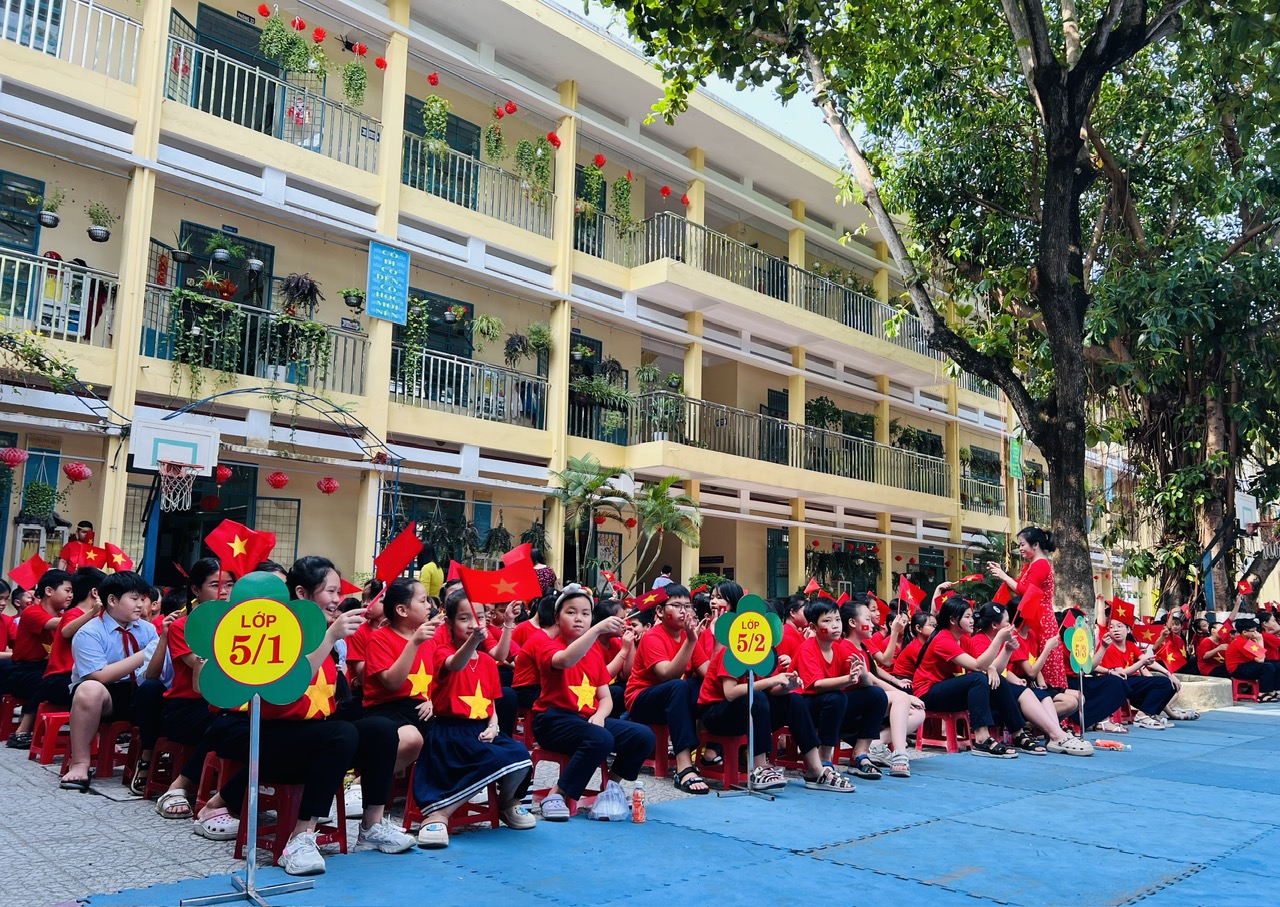 BÀI TUYÊN TRUYỀN KỶ NIỆM 50 NĂM NGÀY GIẢI PHÓNG HOÀN TOÀN MIỀN NAM, THỐNG NHẤT ĐẤT NƯỚC (30/4/1975 – 30/4/2025) với Chủ đề: “Đại thắng mùa Xuân 1975 – Sức mạnh Việt Nam, tầm vóc thời đại!”