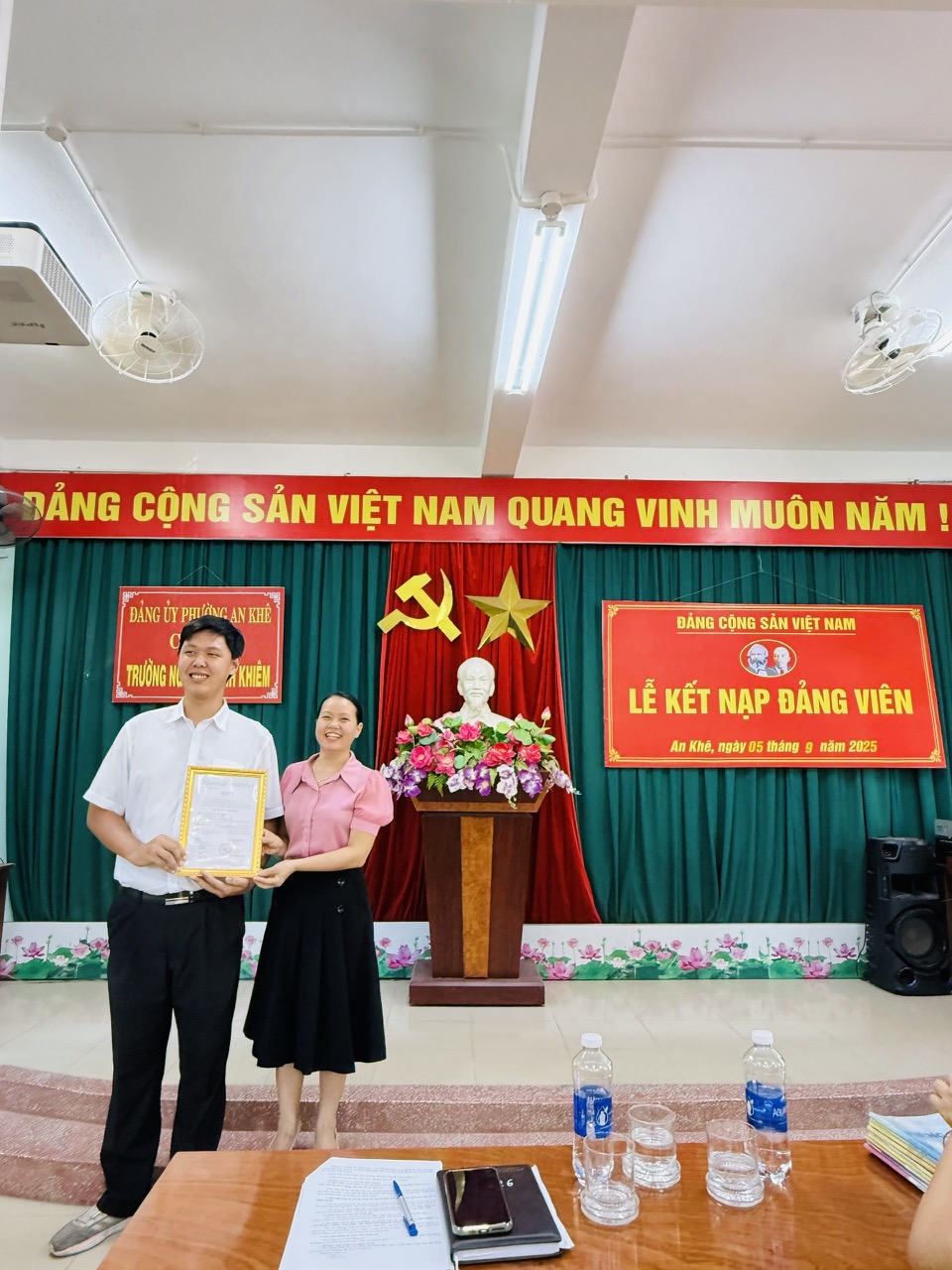 Lễ kết nạp Đảng viên mới