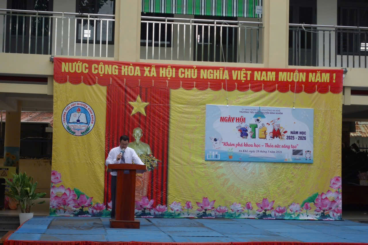 NGÀY HỘI STEM CẤP TRƯỜNG – SÂN CHƠI KHOA HỌC ĐẦY HỨNG KHỞI