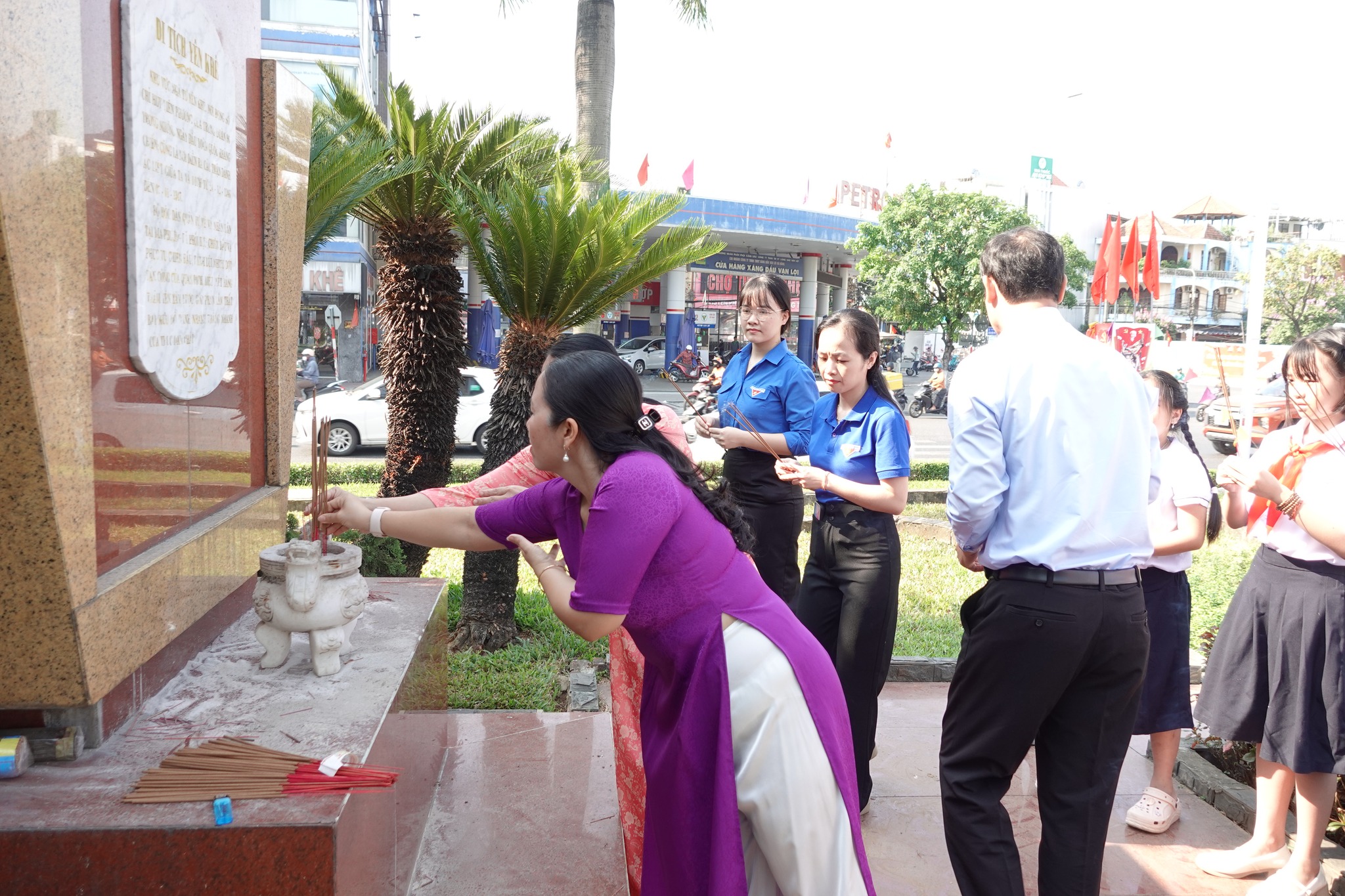 CHÀO MỪNG KỶ NIỆM 51 NĂM NGÀY GIẢI PHÓNG HOÀN TOÀN MIỀN NAM, THỐNG NHẤT ĐẤT NƯỚC (30/4/1975 – 30/4/2026)